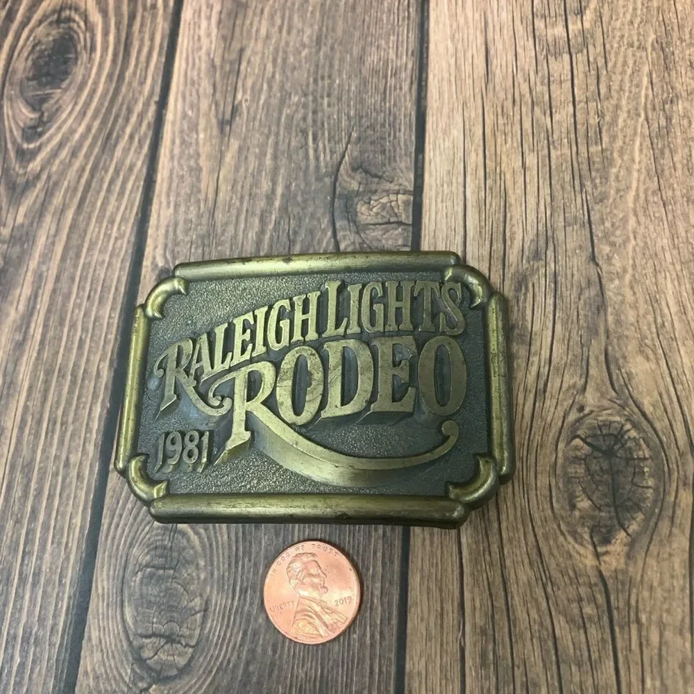 Vintage RJ Raleigh Lights Rodeo 1981 Belt Buckle‎